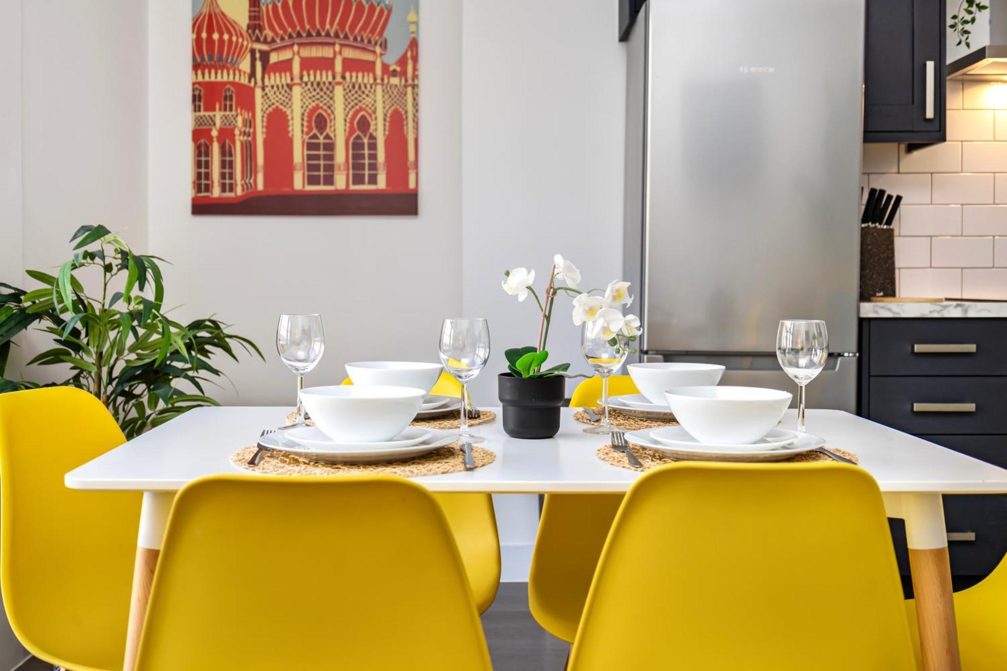 Queens Mile 1 With Free Parking By My Getaways Brighton Bagian luar foto